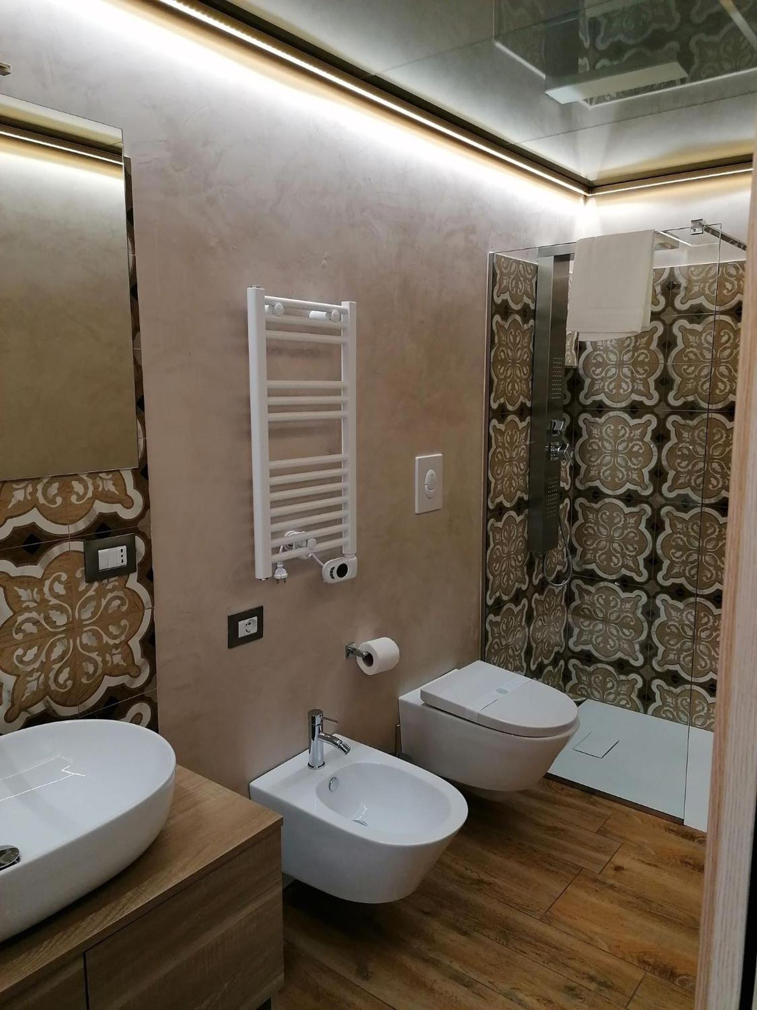Bed and Breakfast La Dimora Del Principe-Piano Terra Trani Zewnętrze zdjęcie